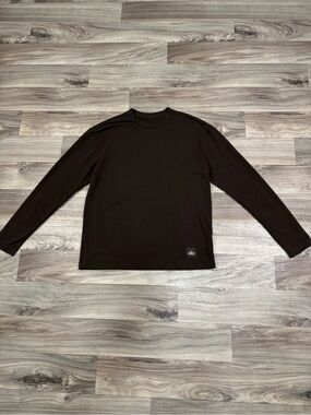 Alo Yoga Men's Double Take Long Sleeve Crew in Espresso Brown Size Medium